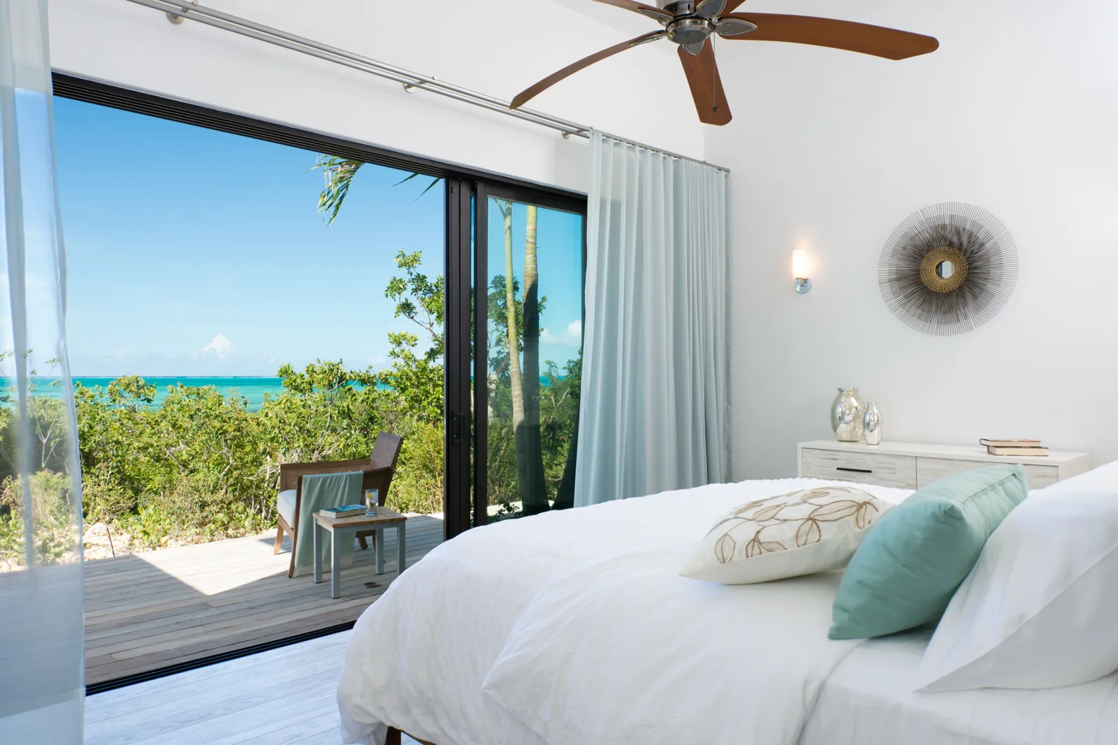 Castaway Villa photo 2