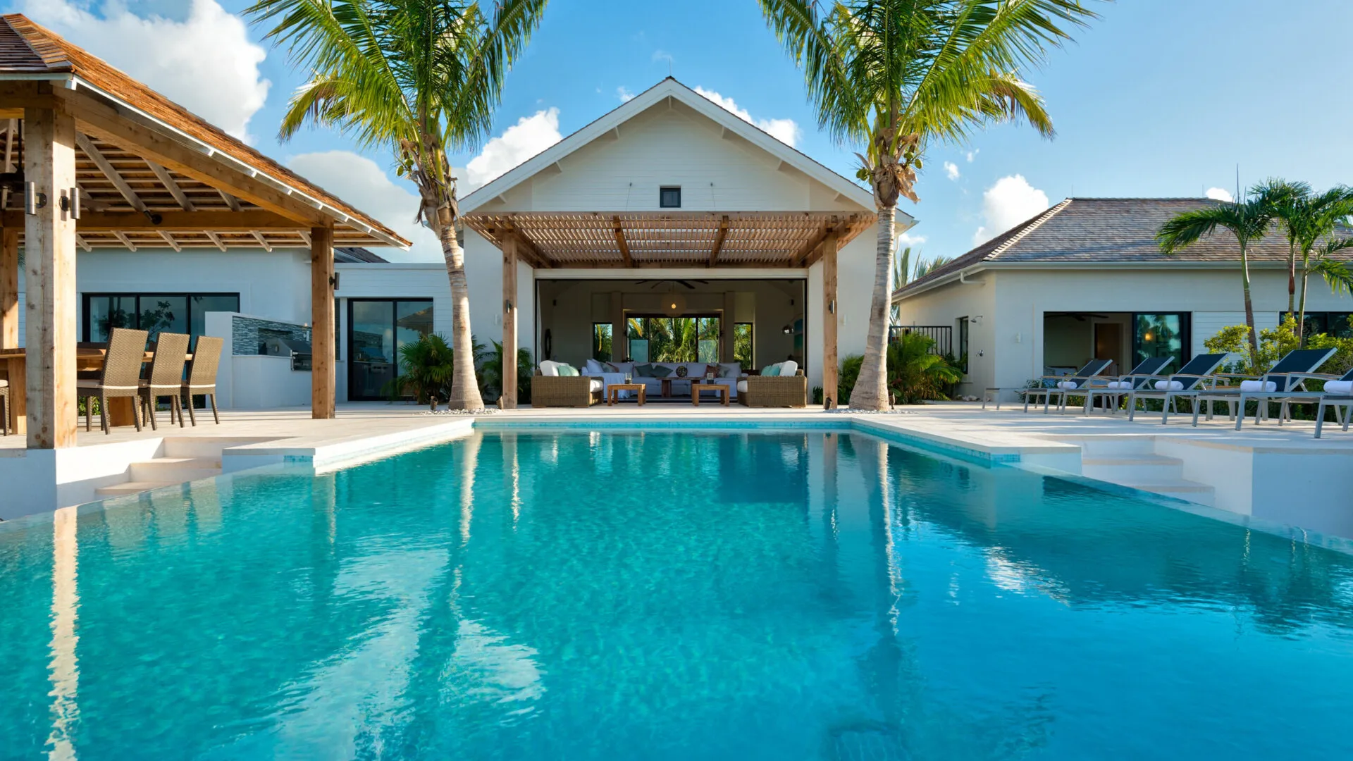 Castaway Villa photo 1